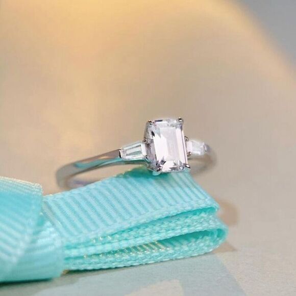 Sterling Silver Ring 18K White Gold Plated Cubic Zirconia Baguette Size 6.25 925 - Picture 4 of 14